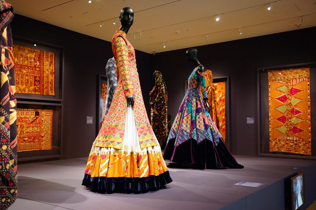 Hand-Embroidered Phulkari Dupatta